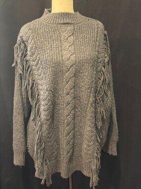 Gray Cable‑Knit Fringe Sweater – Size Large (Belk)